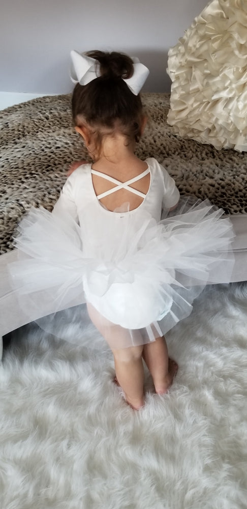 Class Dance Clothes Kids Girls Mesh Short Bubble Sleeves Sparkly Rhinestones Ballet Dance Gymnastics Leotard Tutu Dress 