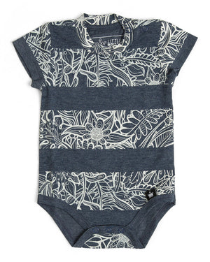 The Littlest Prince Navy & Cream Tropical Tee is perfect for island vacations or Spring/Summer days. The tropical print along with the bold blue colors will definitely have your little man standing out. This set is perfect for stylish brothers as well as for matching daddy
